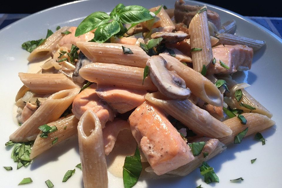 Lachs - Champignon - Nudeln