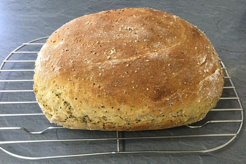 Amarant-Quinoa-Brot