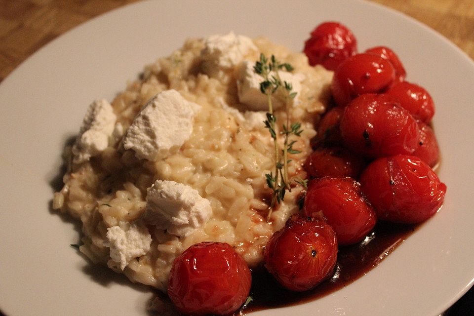 Ziegenkäserisotto mit glasierten Tomaten