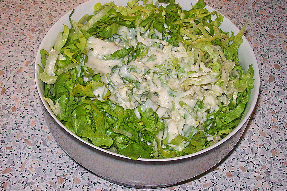 Endiviensalat mit Knoblauch