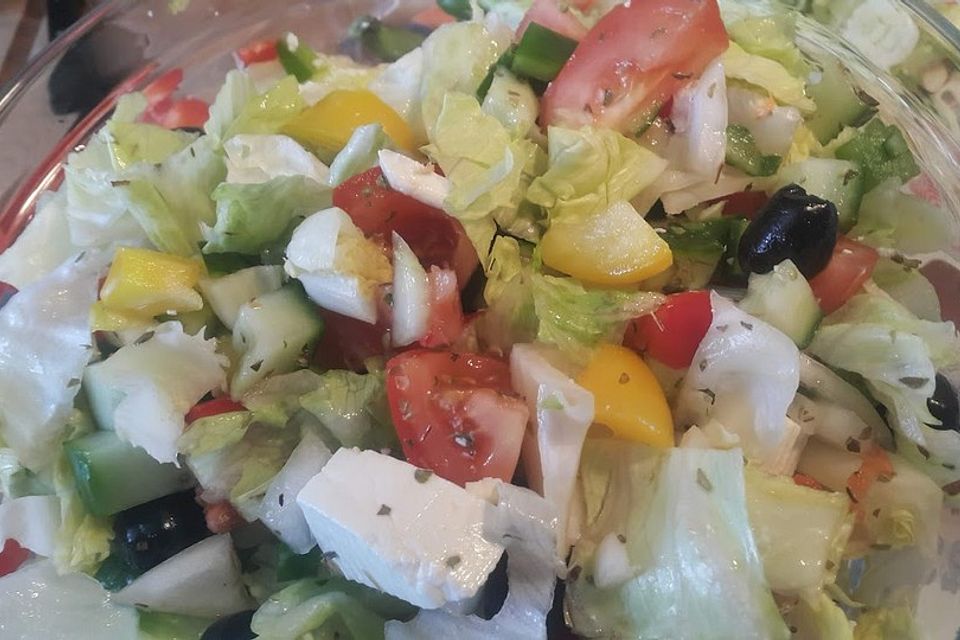 Griechischer Bauernsalat mit Feta