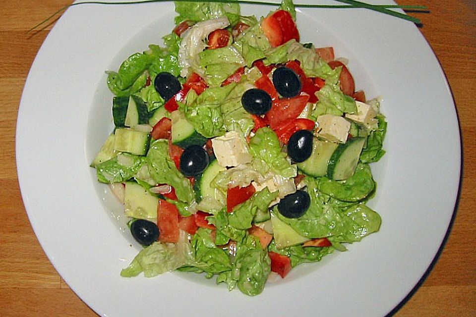 Griechischer Bauernsalat mit Feta