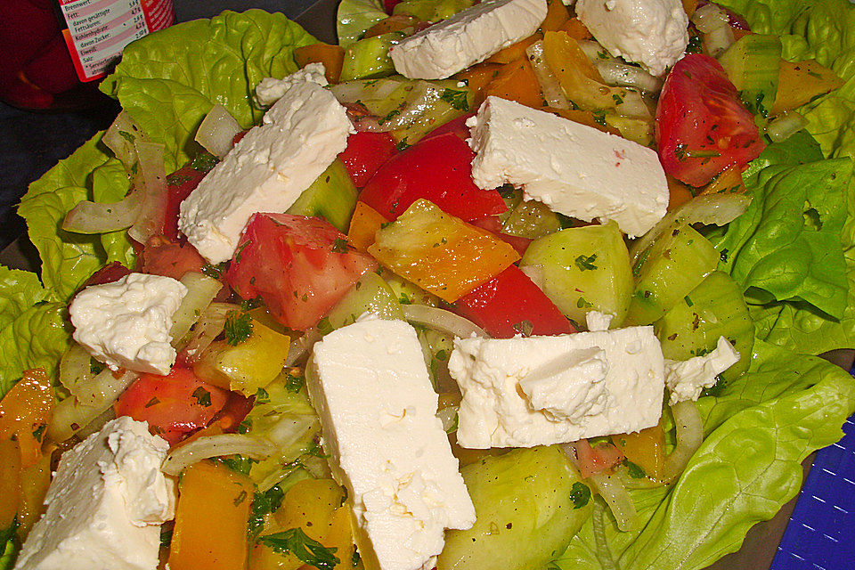 Griechischer Bauernsalat mit Feta