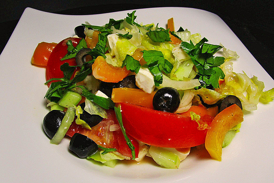 Griechischer Bauernsalat mit Feta