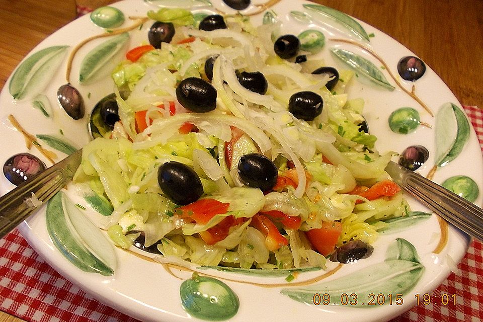 Griechischer Bauernsalat mit Feta