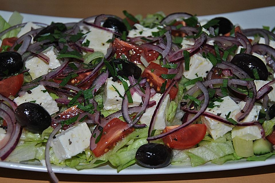 Griechischer Bauernsalat mit Feta