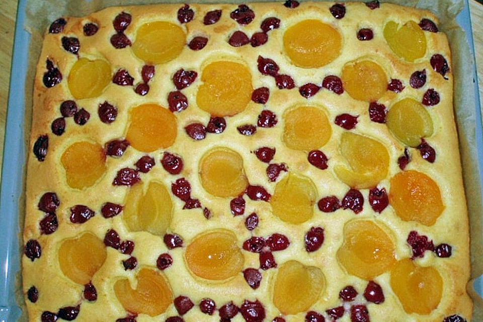 Blechkuchen mit Eierlikör