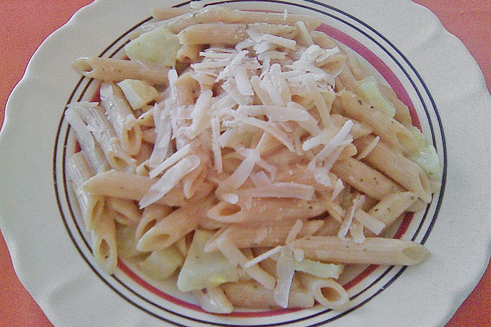 Spaghetti mit Fenchel - Sahnesauce