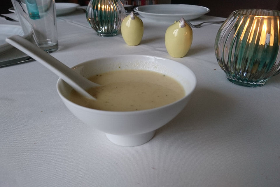 Petersilienwurzelsuppe