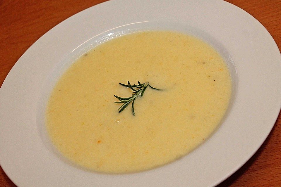 Petersilienwurzelsuppe