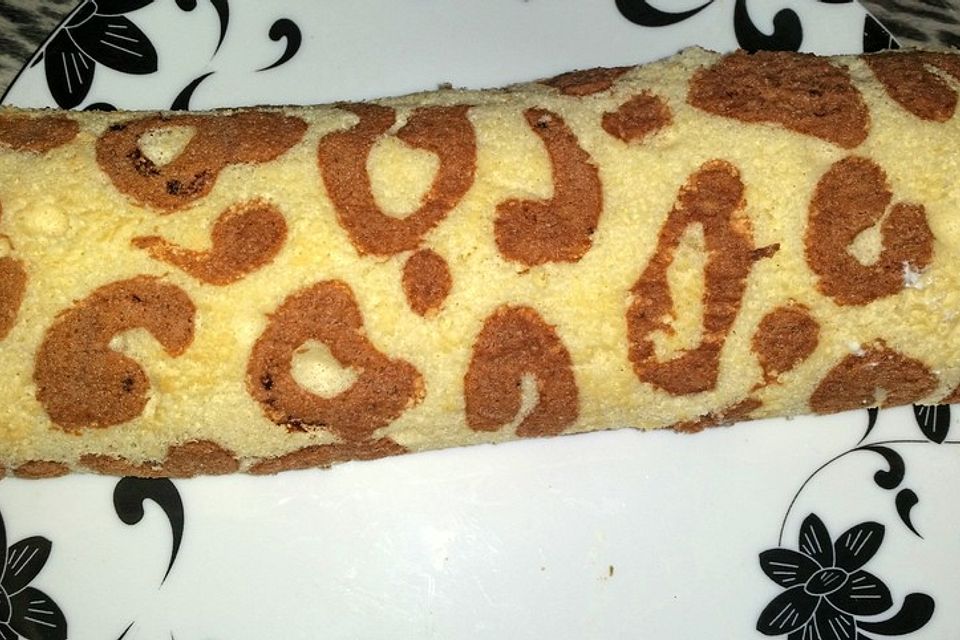 Giraffen-Biskuit-Roulade