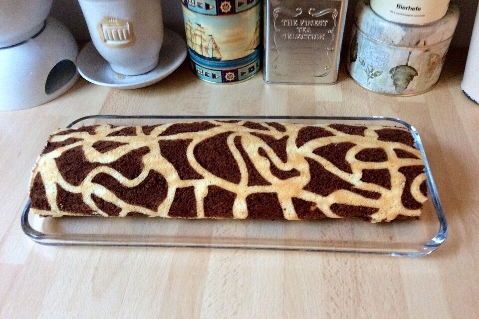 Giraffen-Biskuit-Roulade