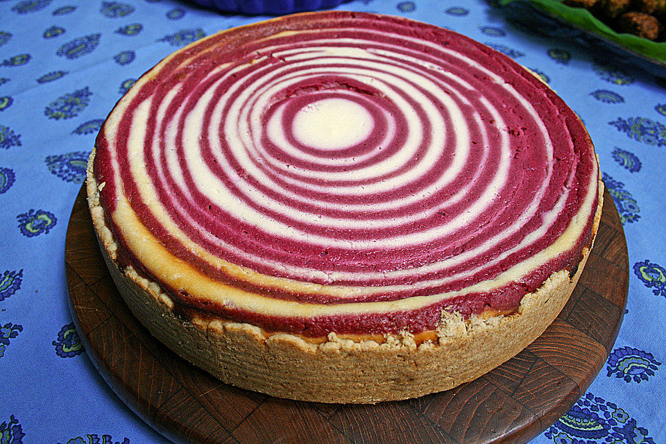 Zebra-Himbeer-Käsekuchen