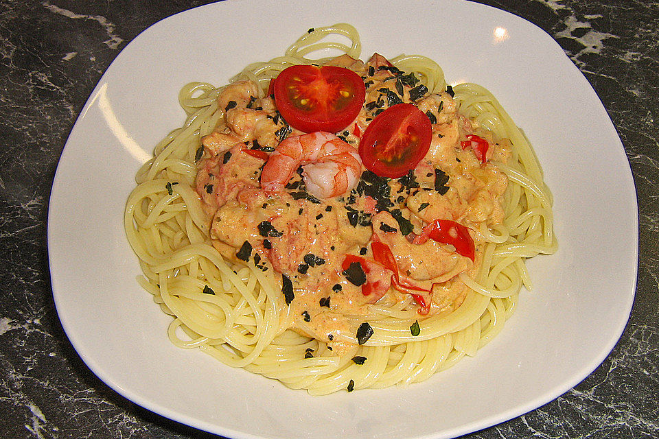 Spaghetti mit Krabbensoße