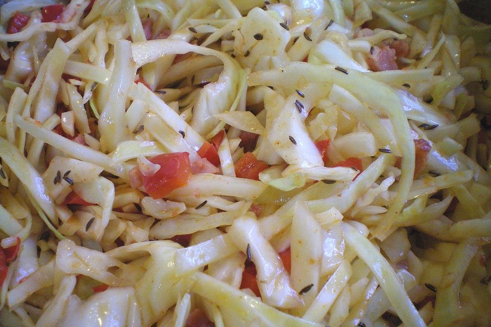 Weißkraut mit Paprika