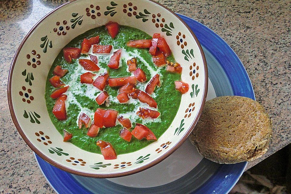 krümeltigers Spinatcremesuppe mit Sojasahne