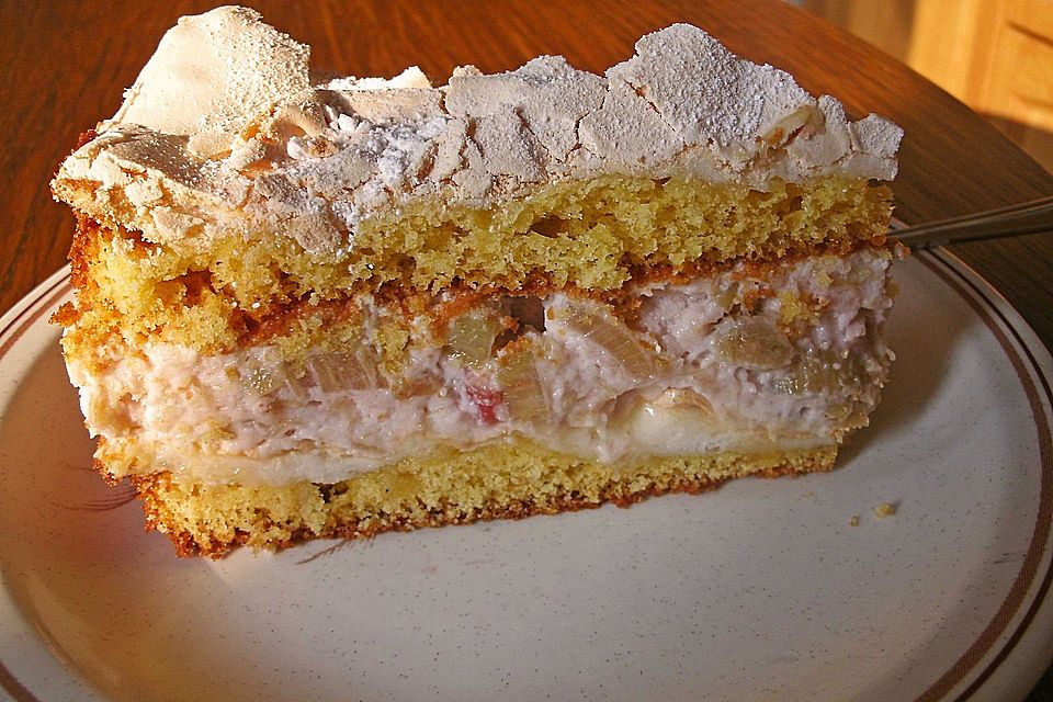 Rhabarber-Joghurttorte mit Baiser