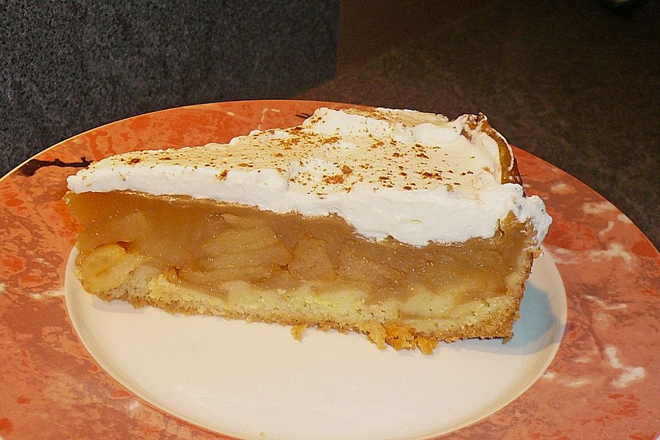 Apfelkuchen mit Zimt - Sahnehaube