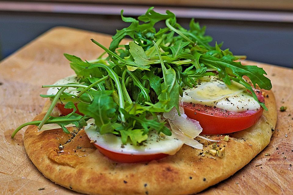 Fladenbrotpizza "Napoli"