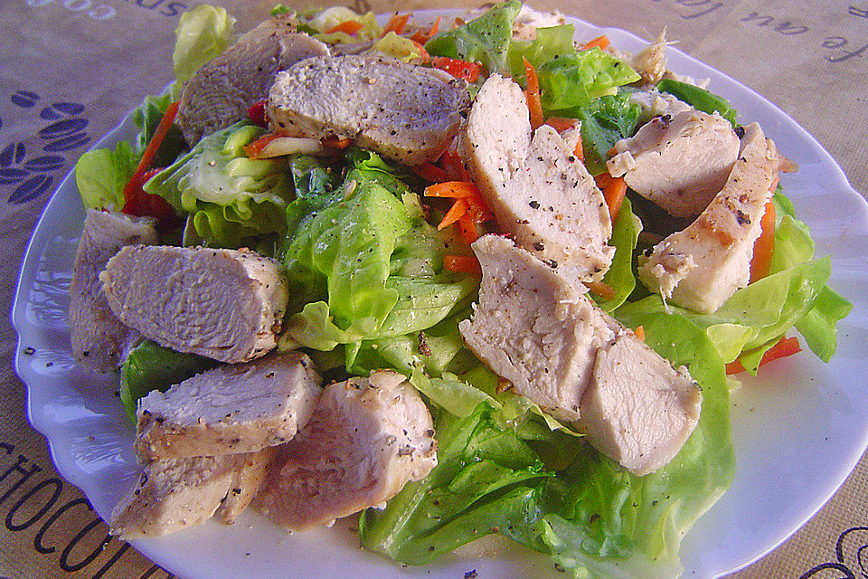 Leichter Hähnchensalat