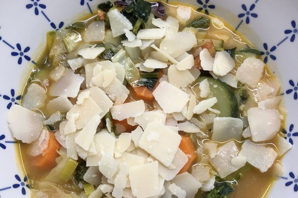 Minestrone alla Toscana