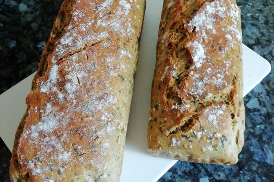 Dinkel-Bärlauchbrot mit Sonnenblumenkernen