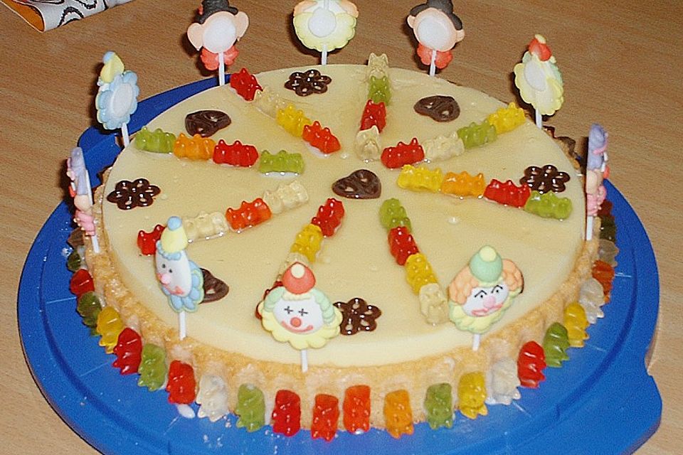 Gummibären Torte