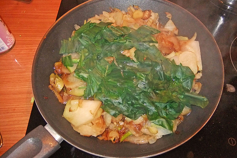 Fenchel-Kohlrabi-Bärlauch Gemüsepfanne