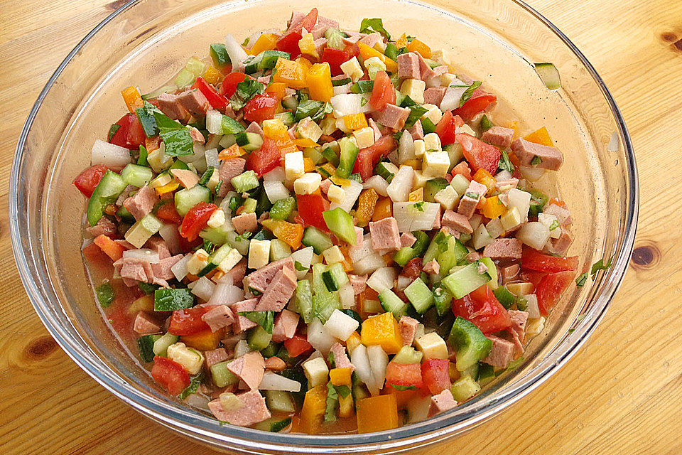 Schweizer Wurstsalat ganz anders