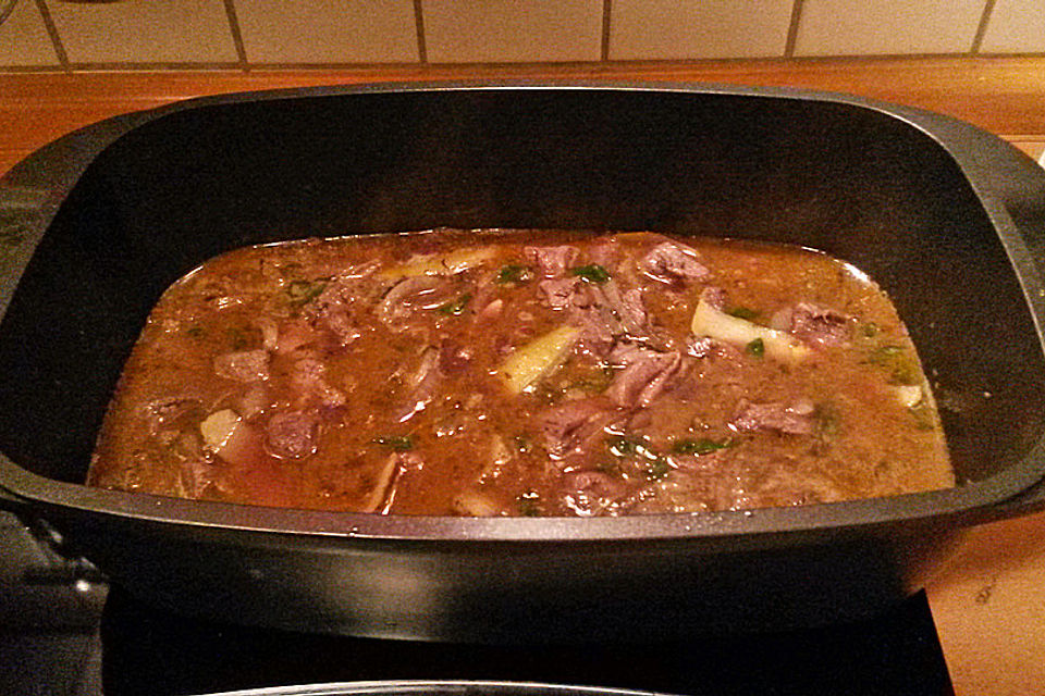 Gänse-Gulasch