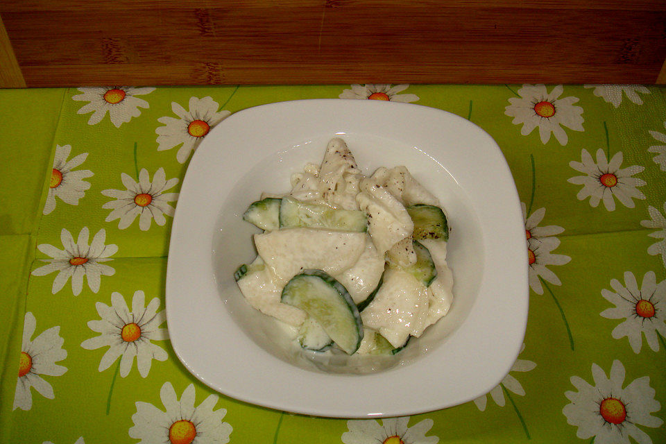 Rettichsalat mit Gurken