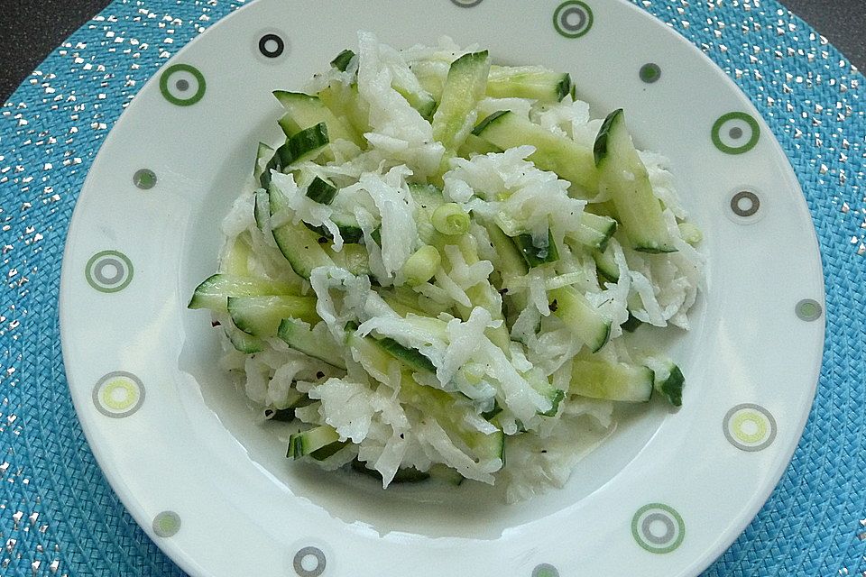 Rettichsalat mit Gurken