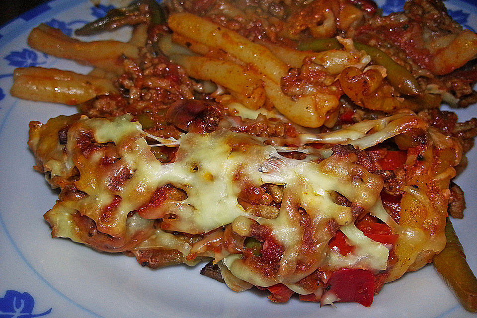 Leichter Bolognesegratin