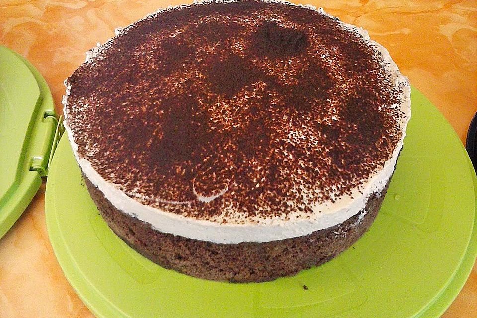 Cappuccino-Kirsch Torte