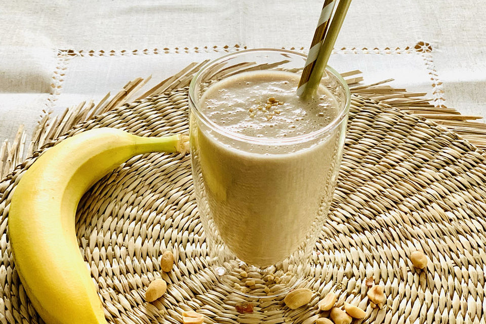 Bananen-Erdnussbutter Smoothie