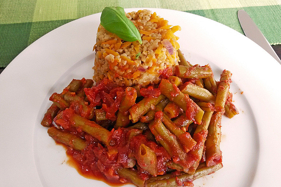 Bohnengemüse mit Käsebulgur