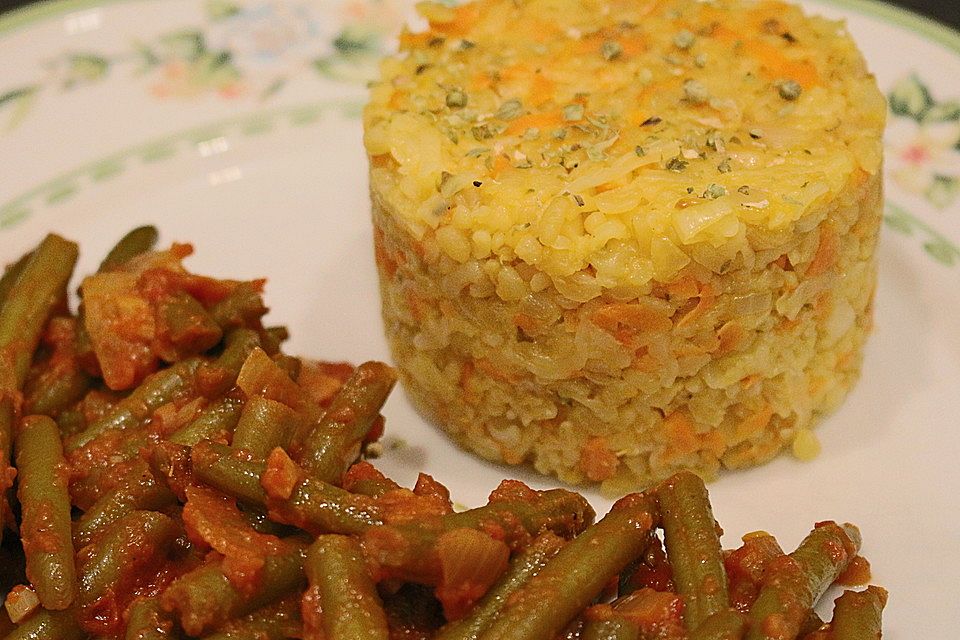 Bohnengemüse mit Käsebulgur