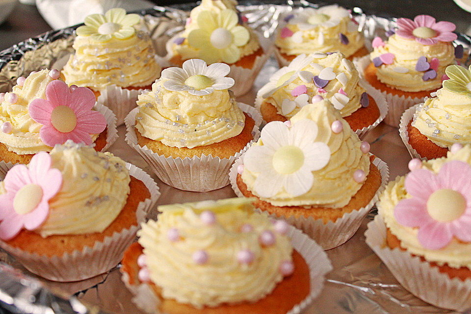 Limonaden-Cupcakes mit Vanilletopping