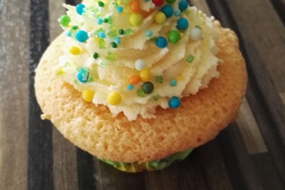 Limonaden-Cupcakes mit Vanilletopping