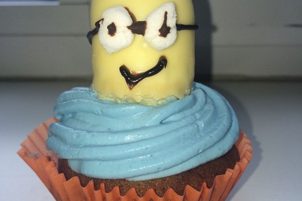 Minion Cupcakes