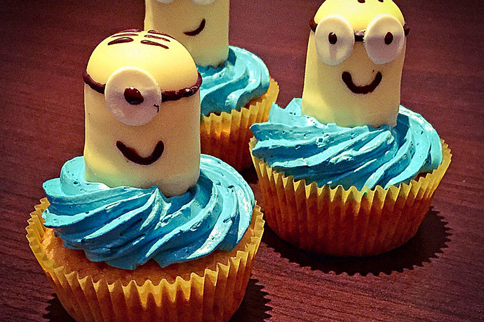 Minion Cupcakes