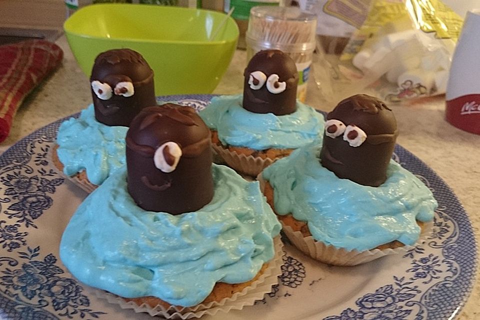 Minion Cupcakes