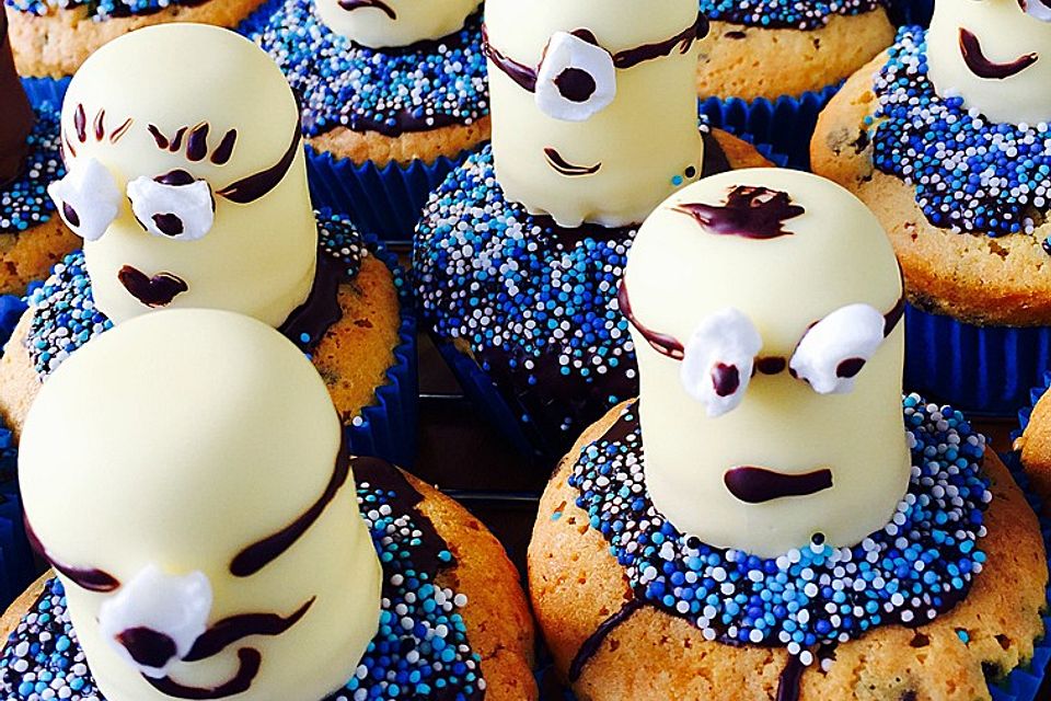 Minion Cupcakes