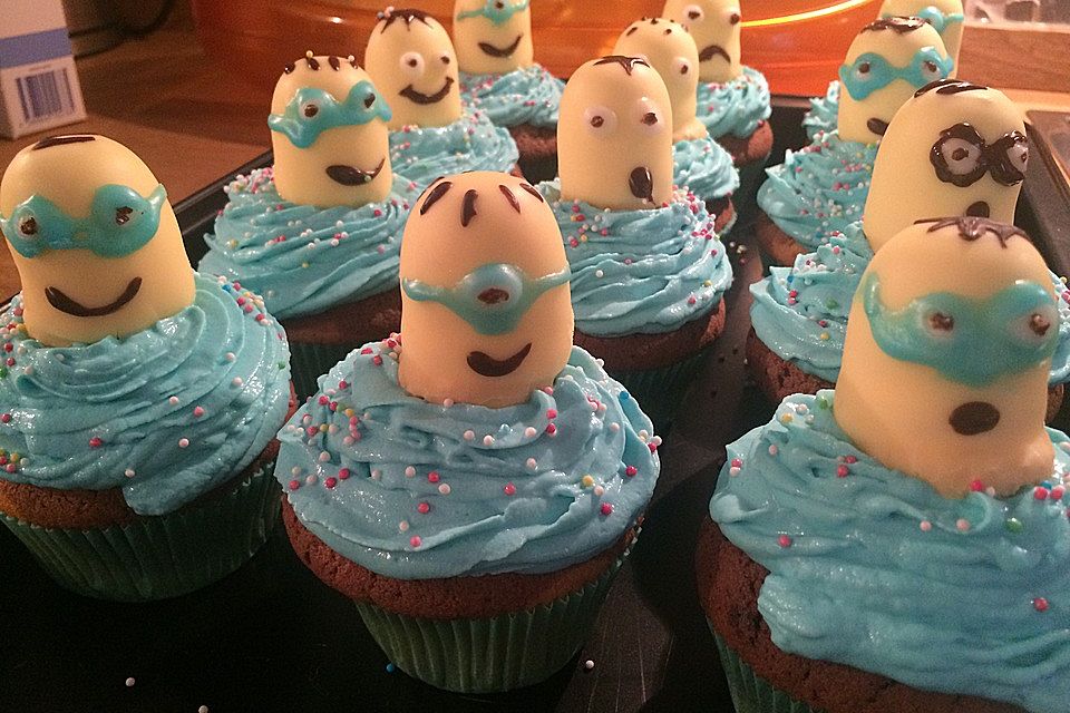 Minion Cupcakes