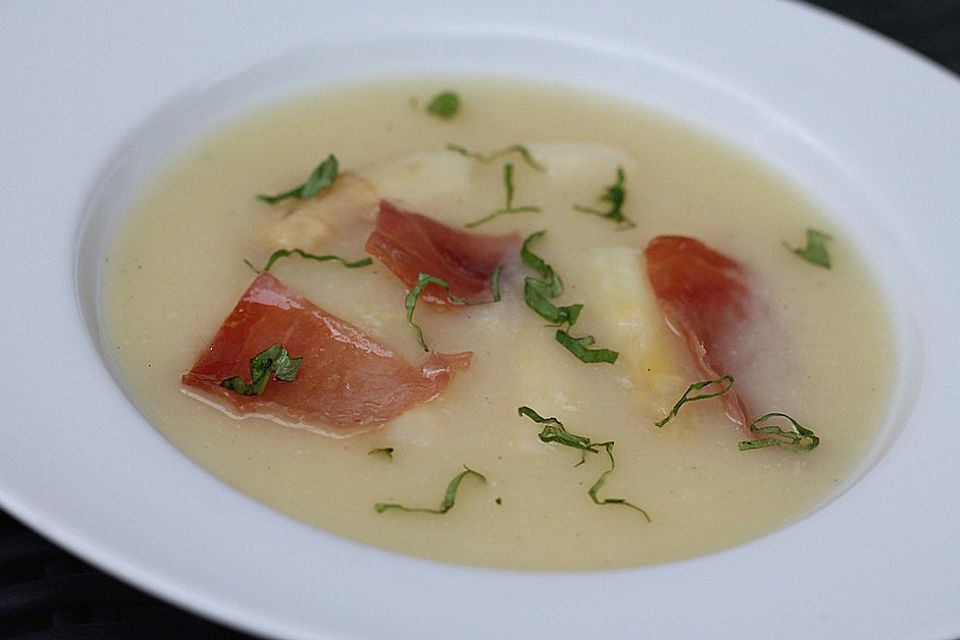 Spargelcremesuppe