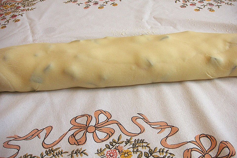 Milirahmstrudel mit Zwetschken