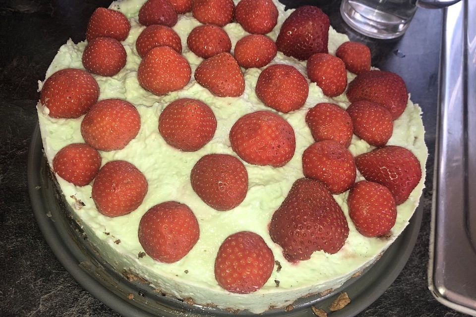 Frischkäsetorte mit Waldmeister