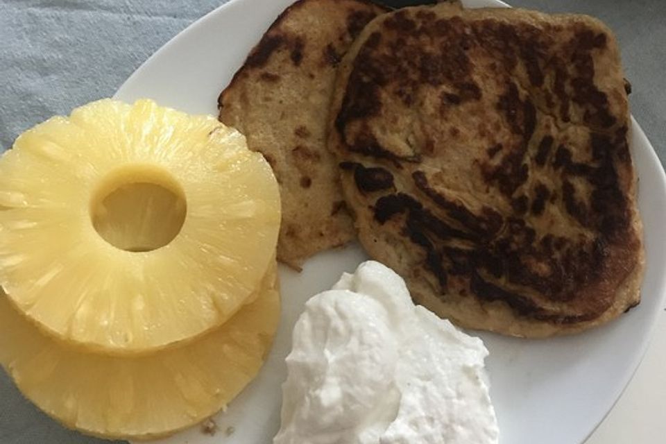 Kalorienarme Bananen-Pfannkuchen