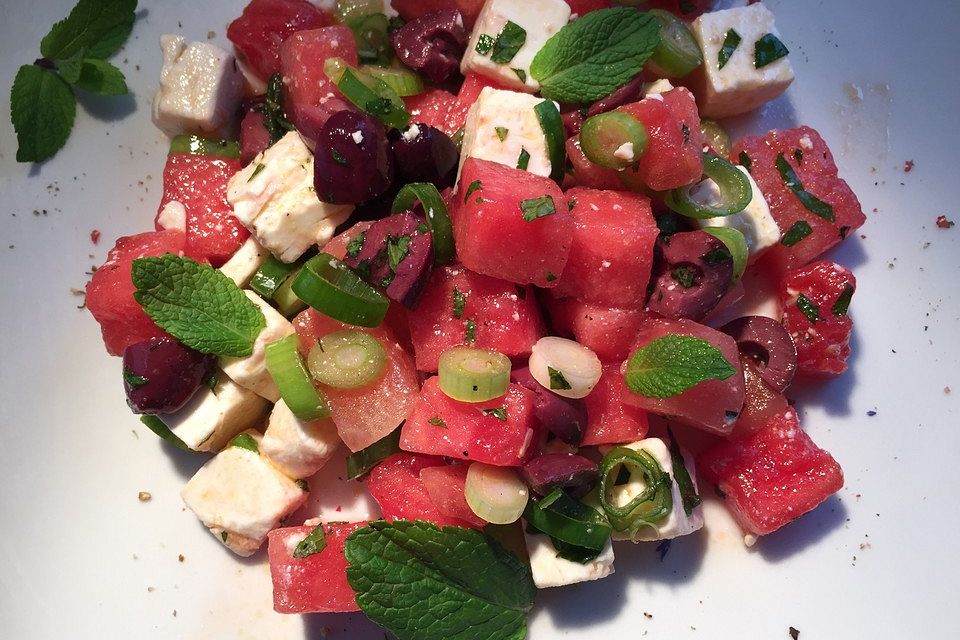 Sommerlicher Melonen-Feta-Salat