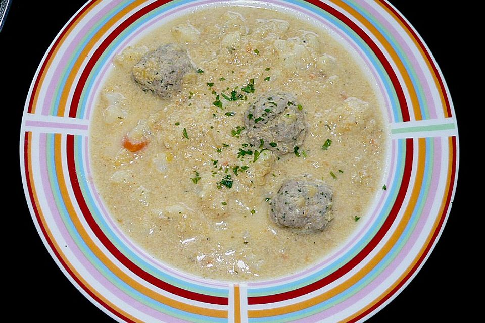 Blumenkohlsuppe mit roten Linsen